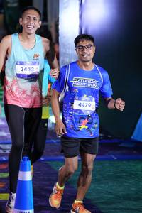 BIB: 3443, 4479
                            <button type="button" onclick="openModal(26233115)" class="btn btn-primary btn-sm float-right btn-popup" data-toggle="modal" data-target=".modal-high-quality">
                        <i class="fas fa-shopping-cart"></i> Add to Cart
                    </button>
                                            <button type="button" onclick="isThisMe(26233115, true)" class="btn btn-success btn-sm float-right btn-popup btn-isme hidden" data-toggle="tooltip" data-placement="bottom" title="นี่คือรูปของคุณใช่ไหม คลิกที่นี่เพื่อเอาเข้าอัลบั้ม">
                        <i class="fas fa-plus"></i> Add to album
                    </button>
                    <button type="button" onclick="isThisMe(26233115, false)" class="btn btn-warning btn-sm float-right btn-popup btn-isnotme hidden">
                        <i class="fas fa-ban"></i> Remove from album
                    </button>